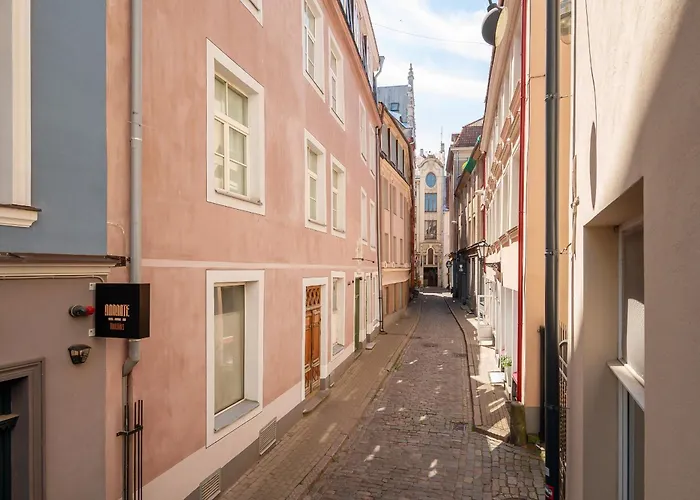 Heart Of Old Apartment *