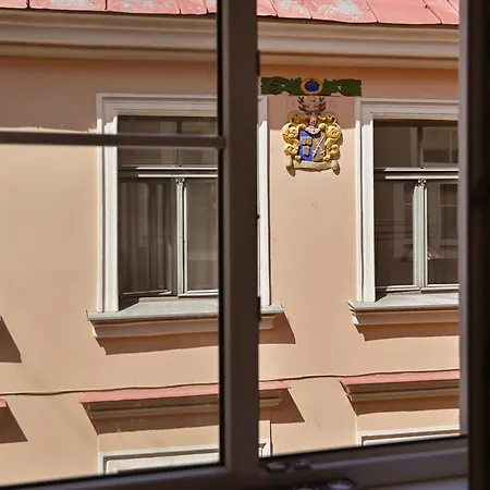 Heart Of Old Apartman *